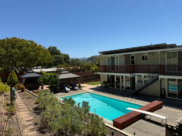 840 Idylberry Rd, San Rafael, CA 94903
