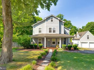 6605 Pine Rd, Alexandria, VA 22312
