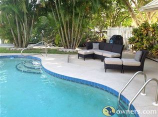 8305 Marina Dr, Holmes Beach, FL 34217