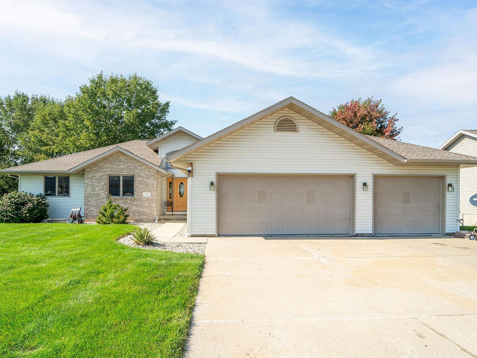 143 Lazy Lake Dr, Fall River, WI 53932 Zillow
