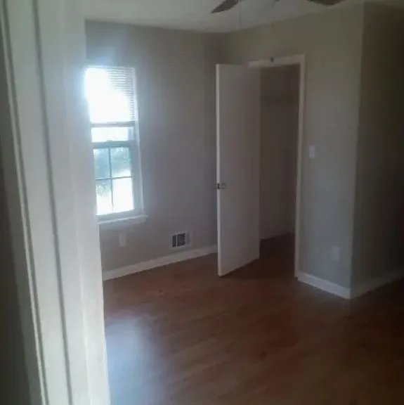 5691 Waterford Ct — Photo 8