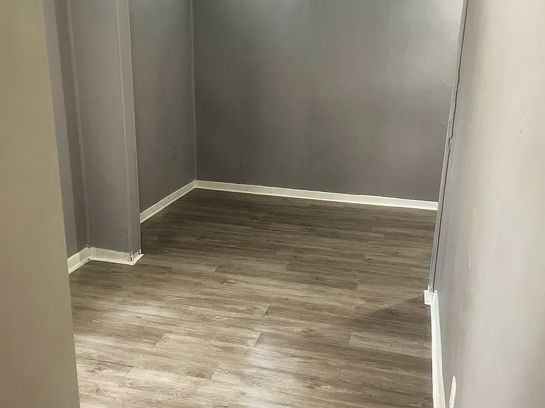 939 Grandview Bnd — Photo 10