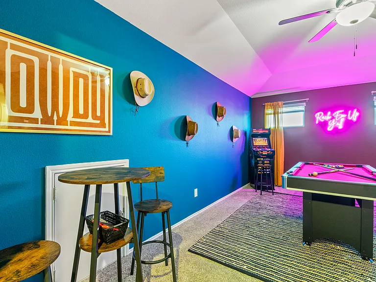 2431 Sutton Hollow Ct — Photo 30