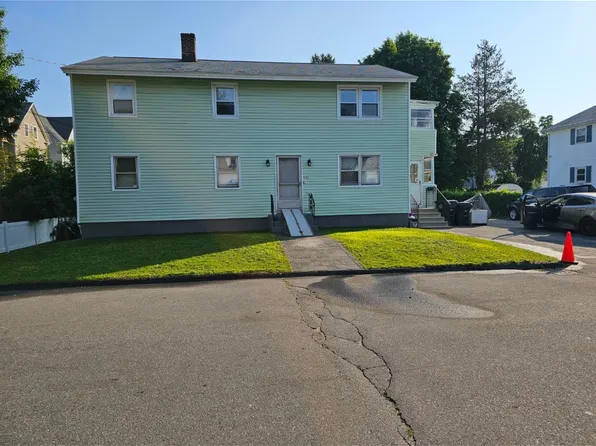 111 McNeil St #2, Manchester, NH 03102