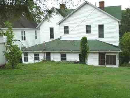 2nd image of 606 Clinton St