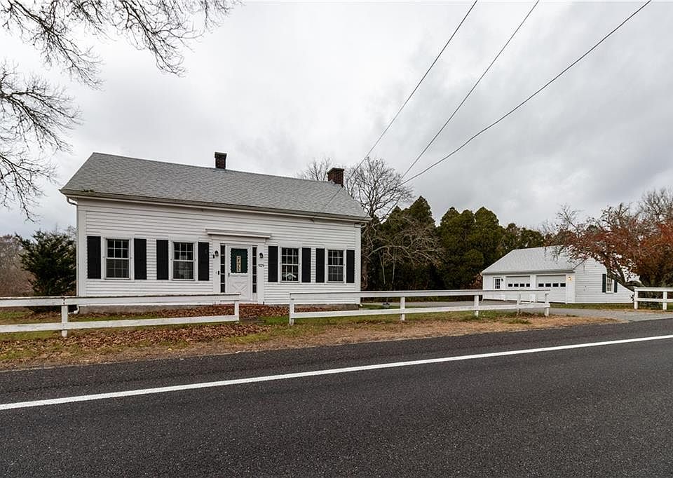 929 Crandall Rd, Tiverton, RI 02878 Zillow