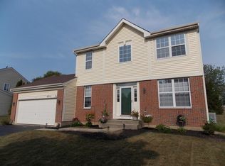 494 Country Pl, Lindenhurst, IL 60046