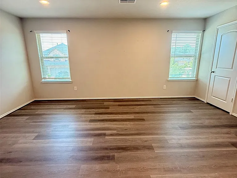 9278 Inland Leather Ln — Photo 28