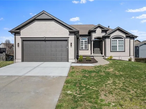 11121 N Manchester Ave, Kansas City, MO 64157