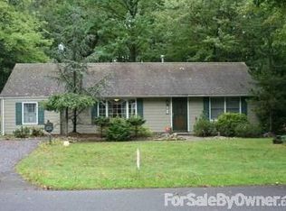 59 Richard Rd, Edison, NJ 08820