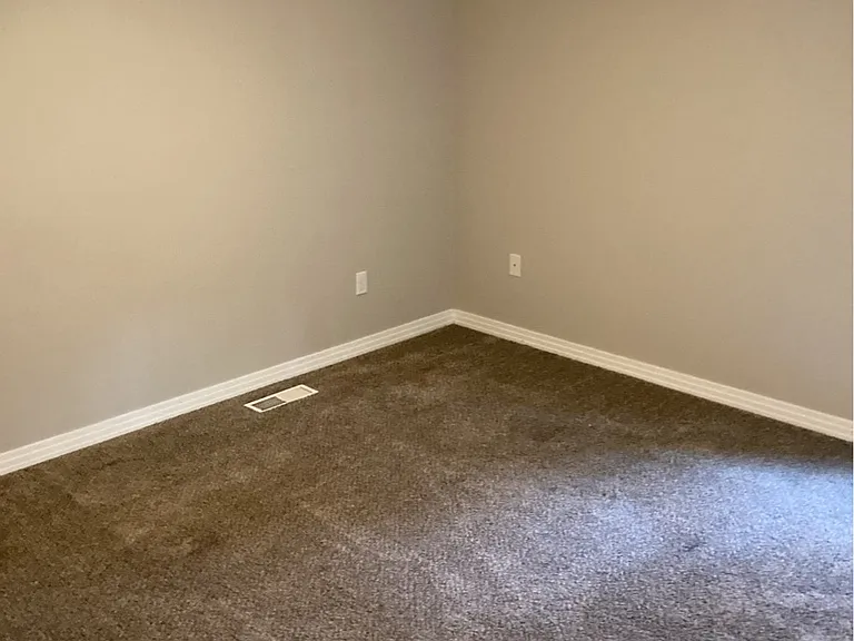 2752 NE Reef Ave — Photo 10