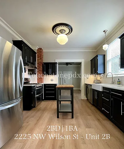 2225 NW Wilson St Photo 1