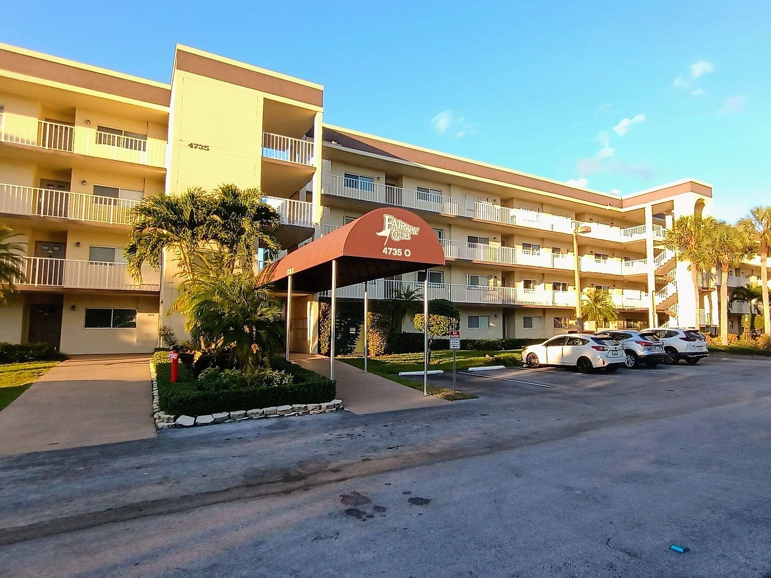 4735 E Lucerne Lakes Boulevard E #413