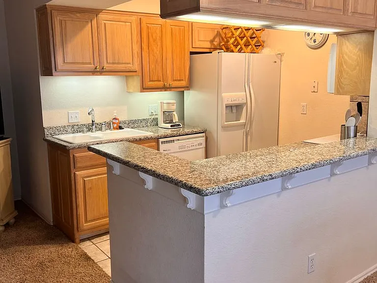 4741 S Harvard Ave #9 — Photo 5
