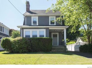 17 Eleanor St, Rye, NY 10580