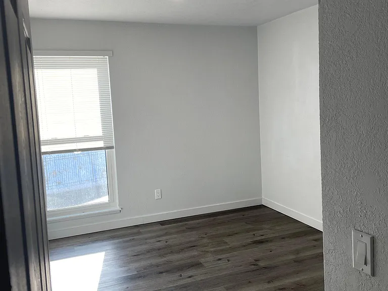 6490 S Dayton St #L8 — Photo 11