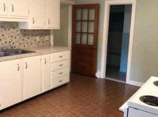 437 Hopkins Hill Rd, Coventry, RI 02816