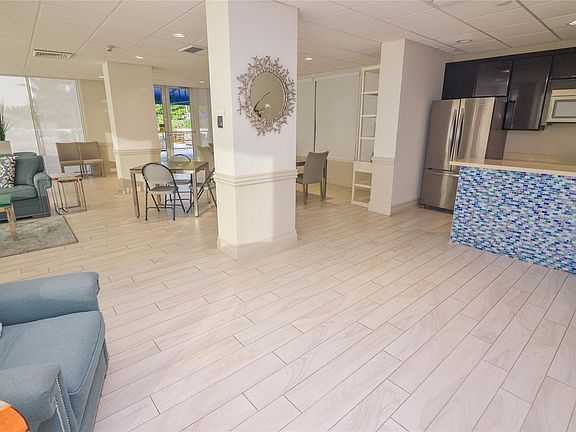 3rd image of 2800 S Ocean Boulevard #15L