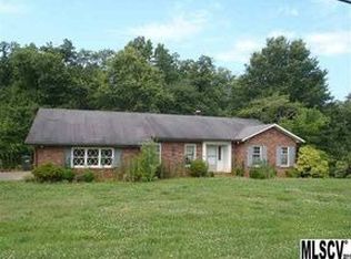 123 21st Ave NW, Hickory, NC 28601