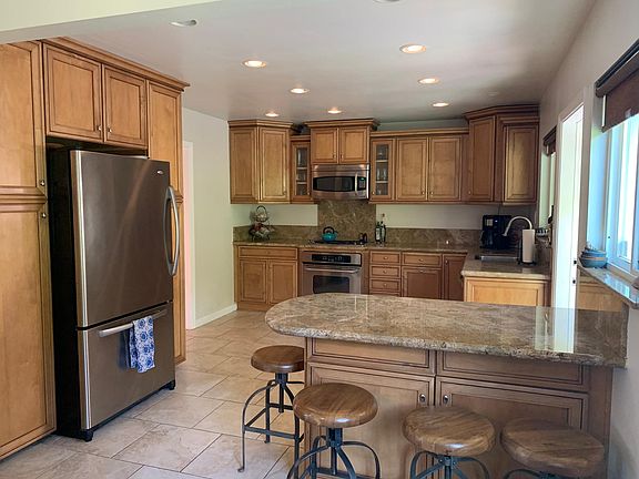 4th image of 1801 Friedrick Dr