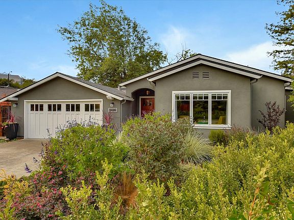 2nd image of 2406 Villa Nueva Way