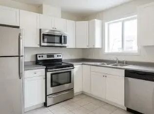 2401 E Airport Fwy, Irving, TX 75062