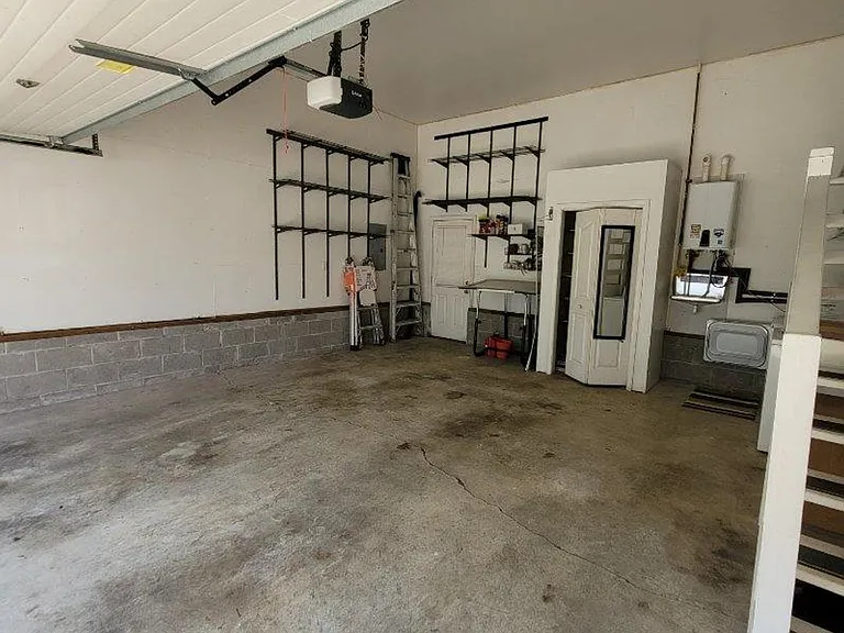 100 Lamplighter Pl — Photo 34