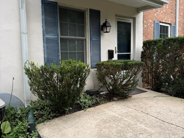 116 Ardmore Ave APT 5, Ardmore, PA 19003