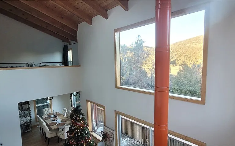 1317 Pinetree Dr — Photo 38