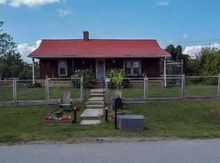 815 Old McMinnville St, Spencer, TN 38585