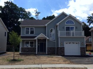 69 Sickle St, Dover, NJ 07801