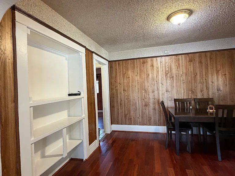 114 S Fresno St — Photo 21