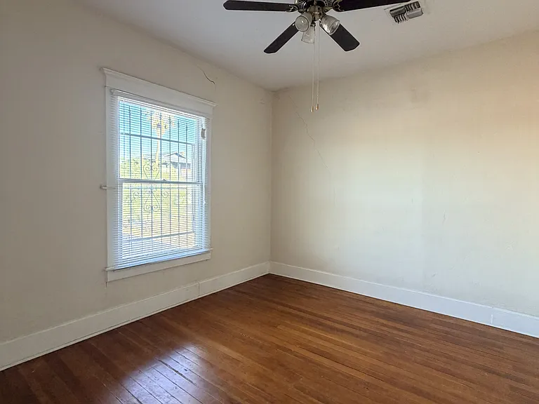 916 N 8th St — Photo 3