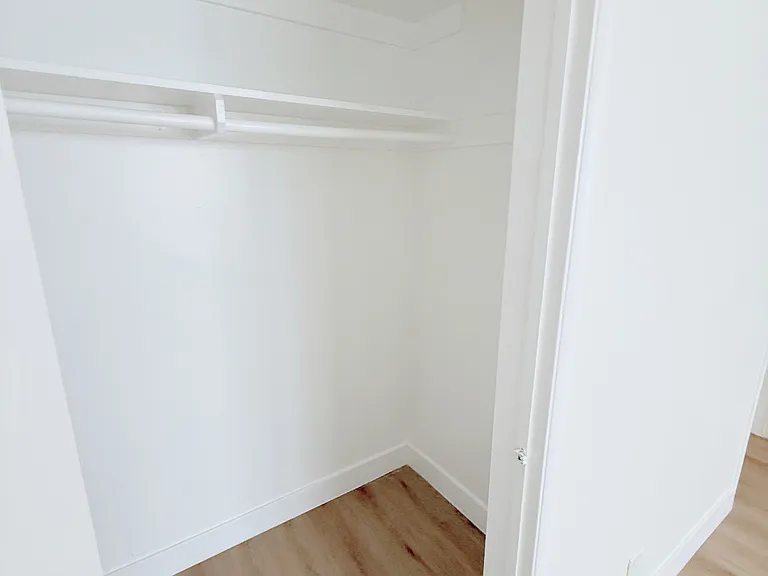 7228 Hazeltine Ave #1 — Photo 9