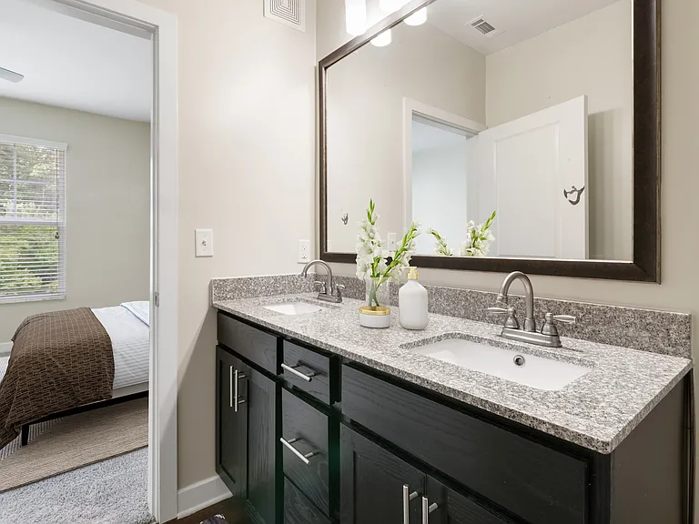 Realm at Patterson Place — Photo 10
