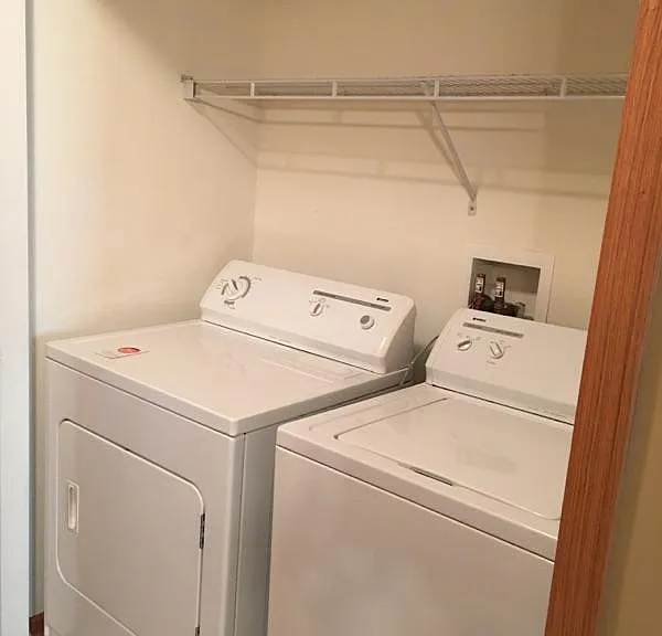 Washer and dryer on 2nd level with bedrooms