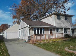 1610 11th Ave SW, Cedar Rapids, IA 52404