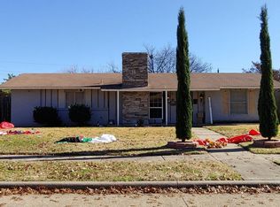 2728 Runningbrook Ln, Dallas, TX 75228