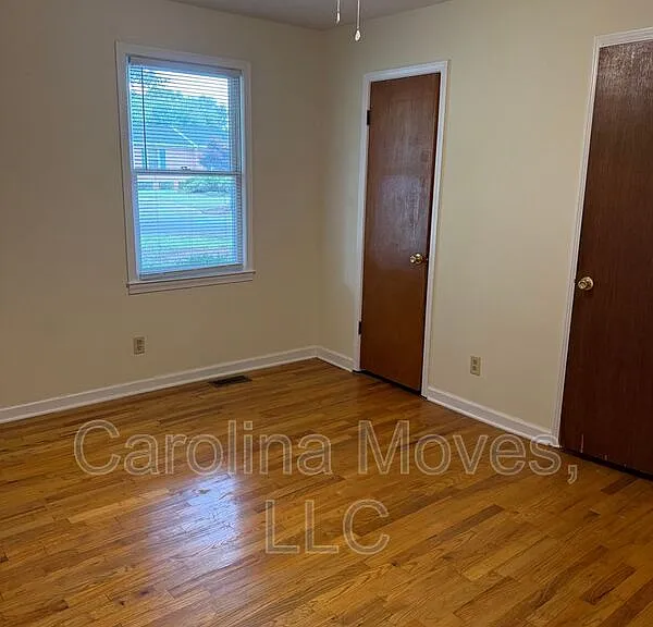 107 Bismark Dr — Photo 21