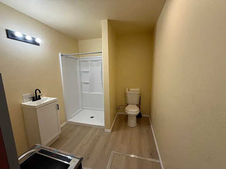 1120 Clearwater Rd — Photo 15