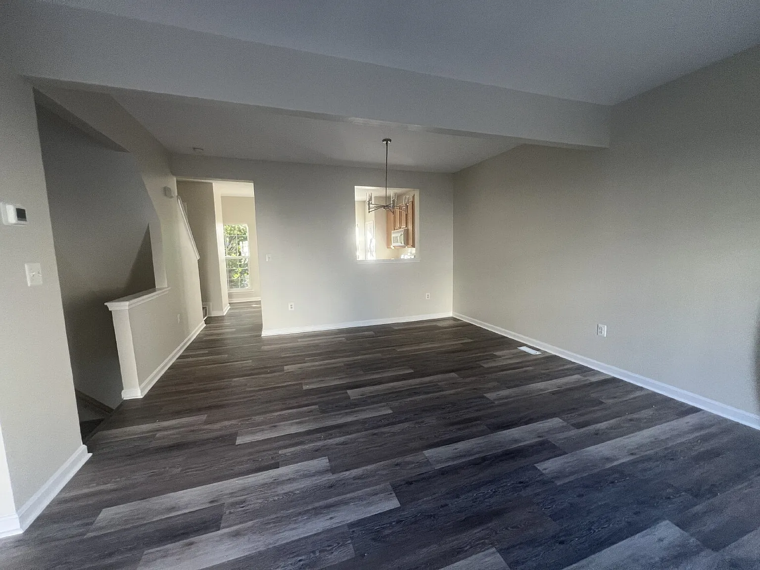 3 bed, 2.5 bath, $2,200 — Photo 3