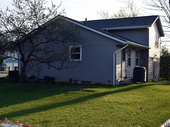 3rd image of 5220 Wagon Wheel Ln