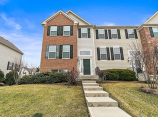 4052 Pompton Ave, Elgin, IL 60124