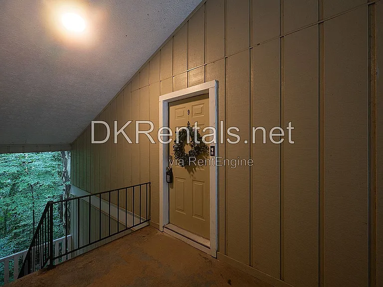 5143 Roswell Rd NE #9 — Photo 13