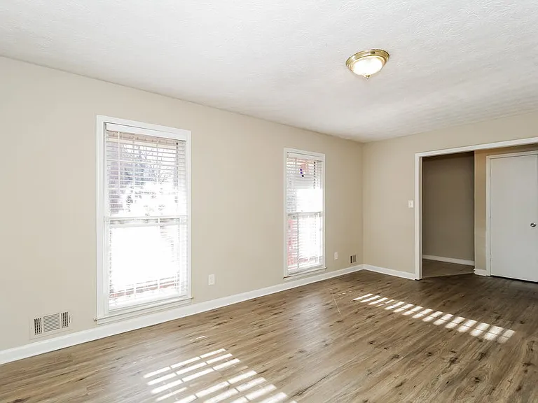 3334 Heatherwood Ln SW — Photo 8