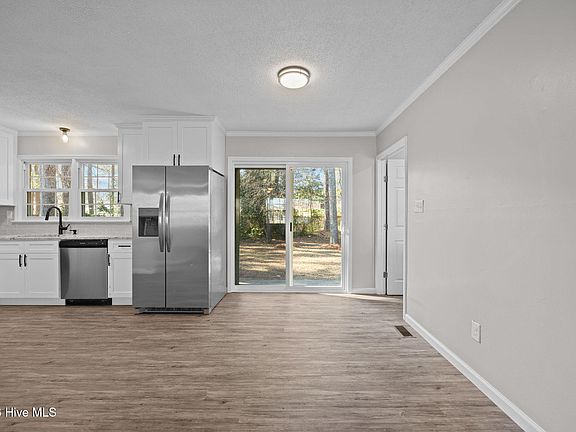 5th image of 204 Commerce Street