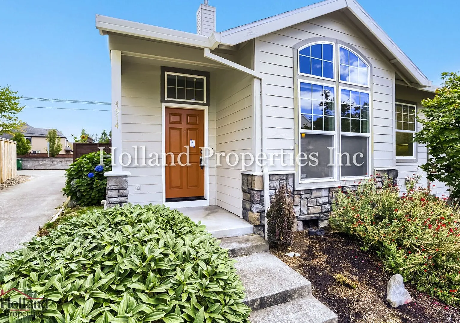 Sophisticated Comfort in a Beautifully Designed Portland Home — Photo 1