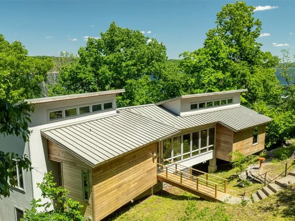 50 Riviera Dr, Rogers, AR 72756