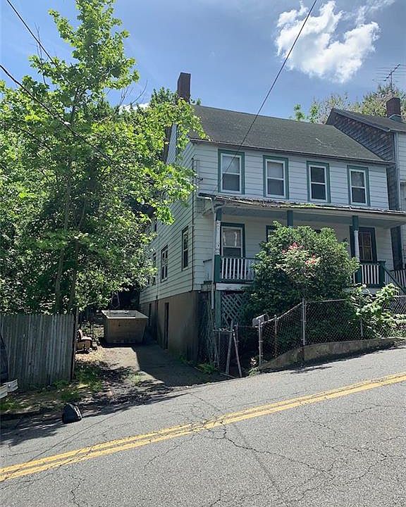 1st image of 19 Ash St