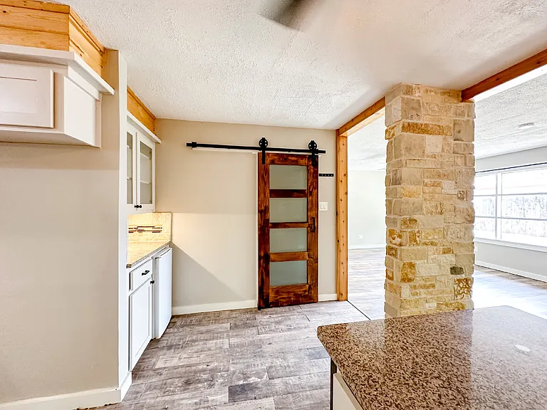 2608 Raleigh Ave — Photo 15